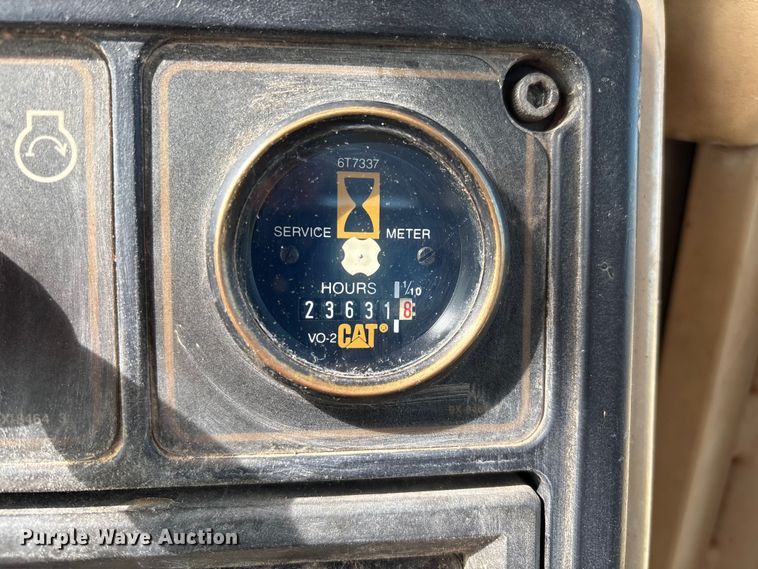 image for item DO1245 1997 Caterpillar D9R dozer