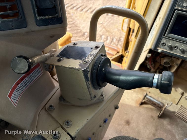 image for item DO1245 1997 Caterpillar D9R dozer