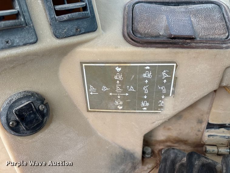 image for item DO1245 1997 Caterpillar D9R dozer