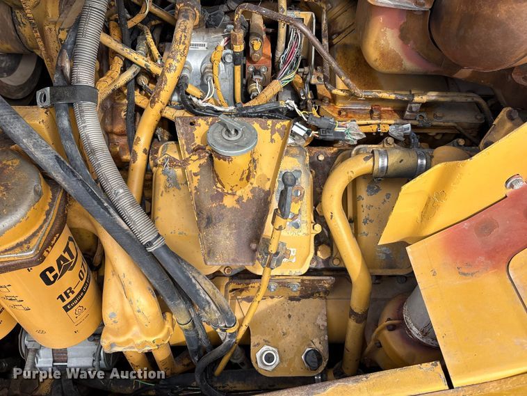 image for item DO1245 1997 Caterpillar D9R dozer