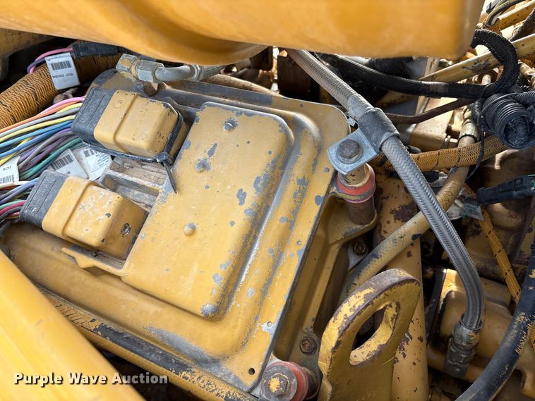 image for item DO1245 1997 Caterpillar D9R dozer