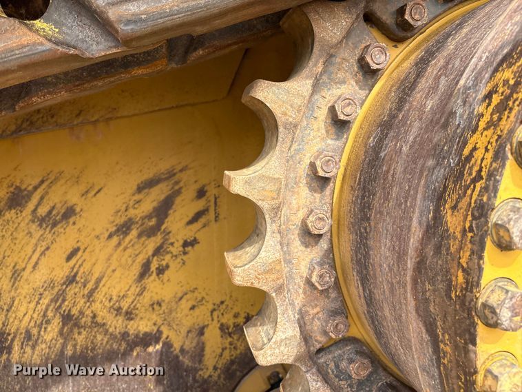 image for item DO1245 1997 Caterpillar D9R dozer