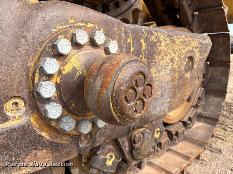 image for item DO1245 1997 Caterpillar D9R dozer