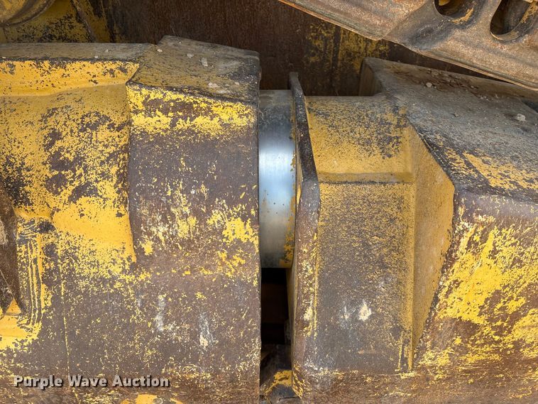 image for item DO1245 1997 Caterpillar D9R dozer