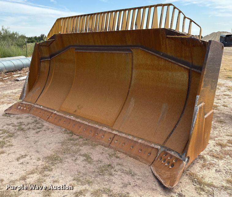 image for item DO1245 1997 Caterpillar D9R dozer