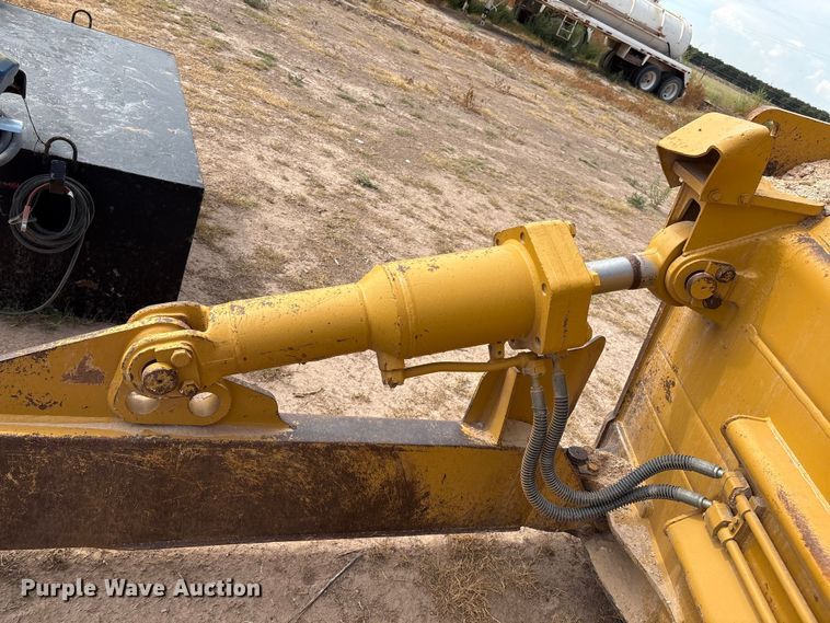 image for item DO1245 1997 Caterpillar D9R dozer