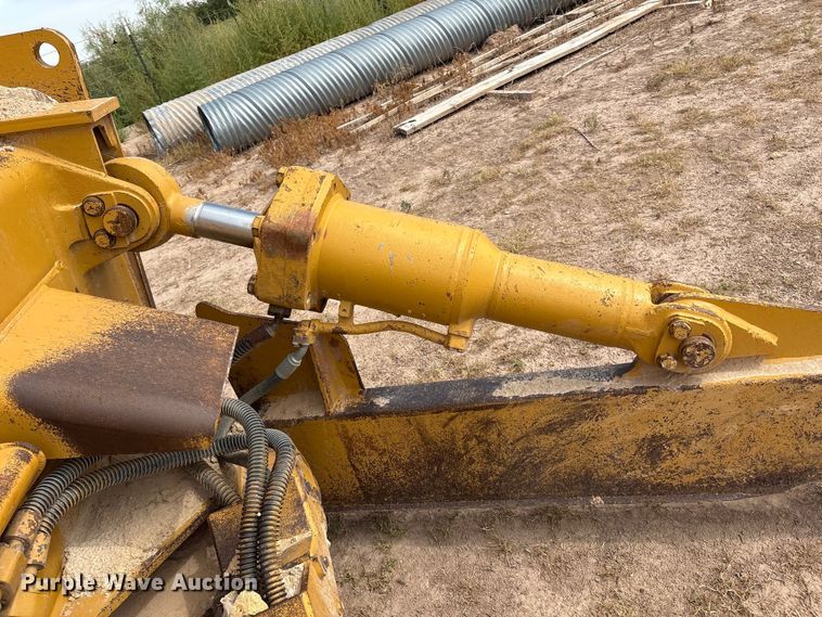 image for item DO1245 1997 Caterpillar D9R dozer