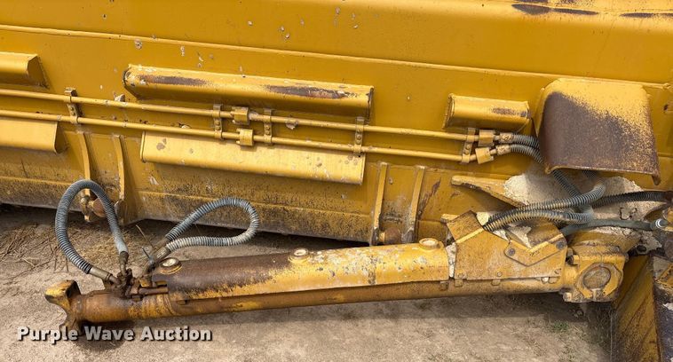 image for item DO1245 1997 Caterpillar D9R dozer