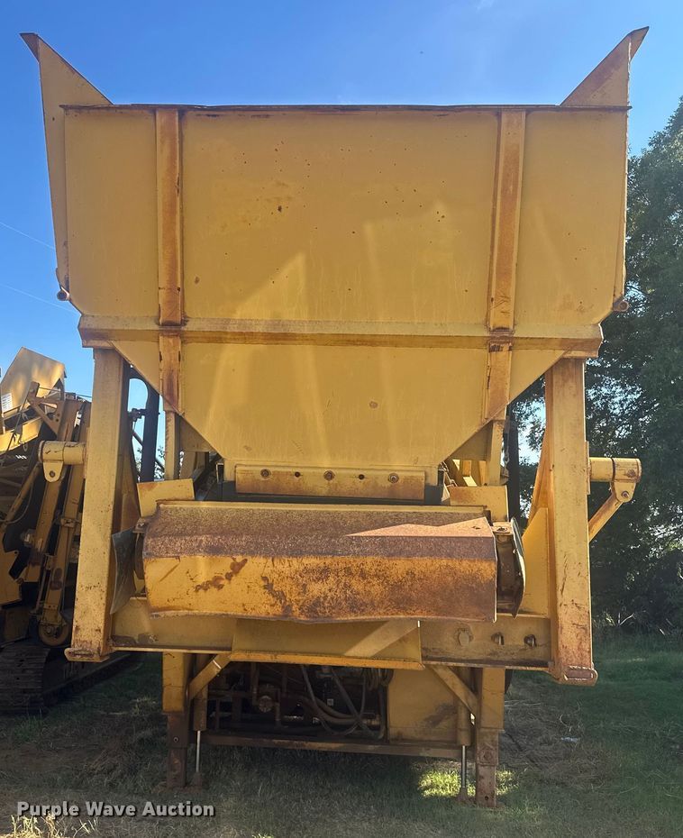 image for item DO1247 Construction Equipment Company Roadrunner Screen It screening plant