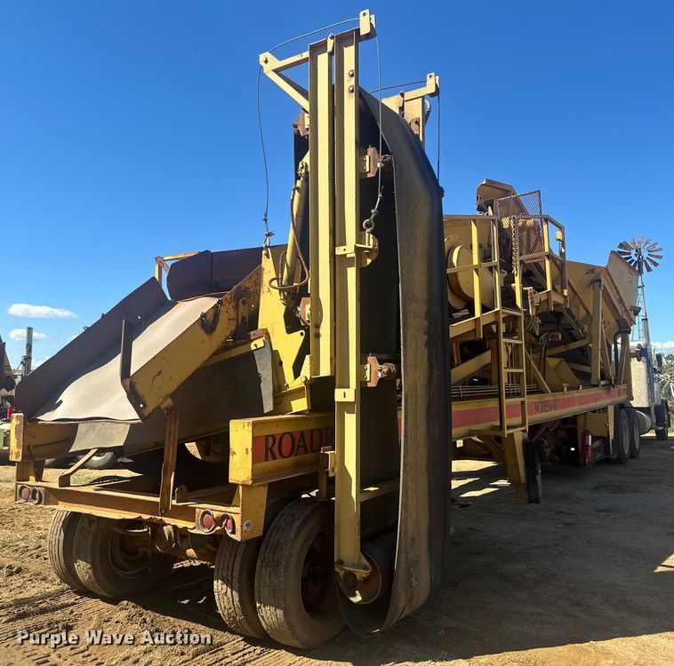 image for item DO1247 Construction Equipment Company Roadrunner Screen It screening plant