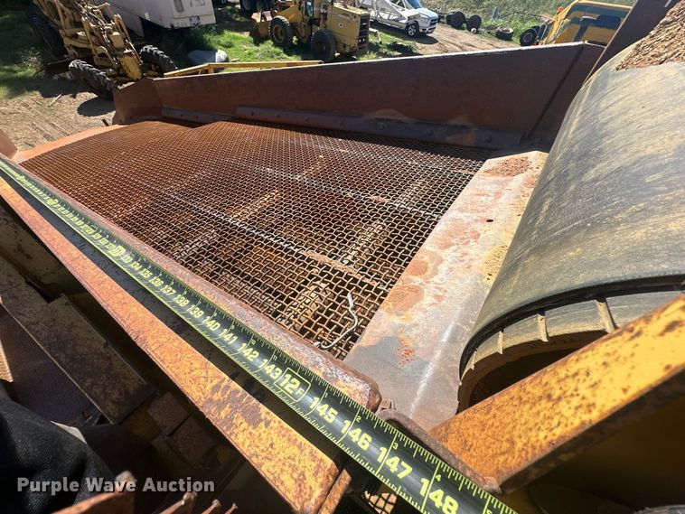 image for item DO1247 Construction Equipment Company Roadrunner Screen It screening plant