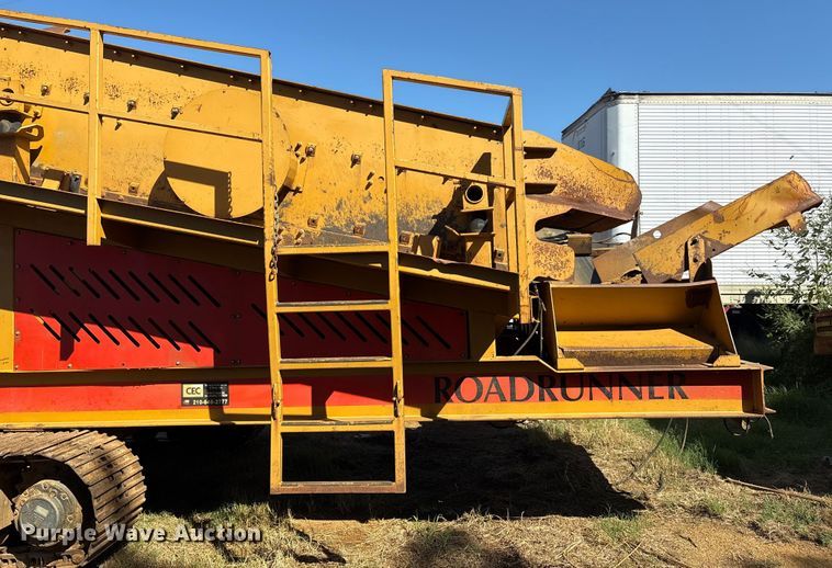 image for item DO1248 Construction Equipment Company Screen-It screening plant