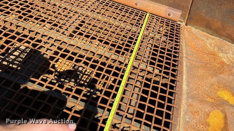 image for item DO1248 Construction Equipment Company Screen-It screening plant