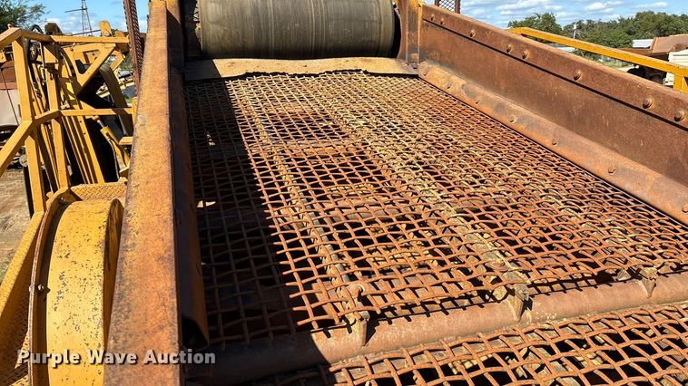 image for item DO1248 Construction Equipment Company Screen-It screening plant