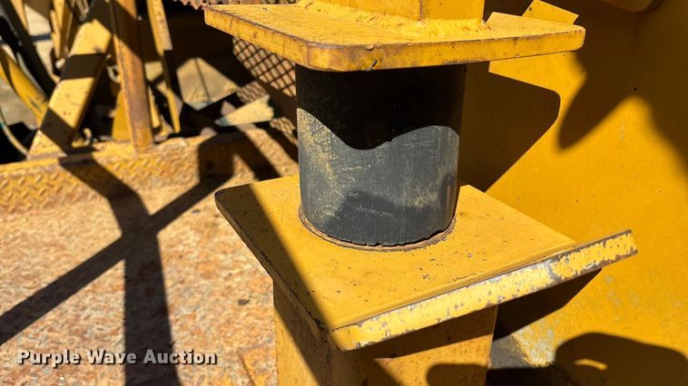 image for item DO1248 Construction Equipment Company Screen-It screening plant