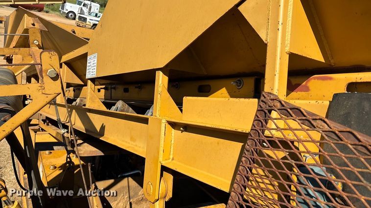 image for item DO1248 Construction Equipment Company Screen-It screening plant