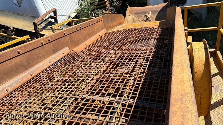 image for item DO1248 Construction Equipment Company Screen-It screening plant