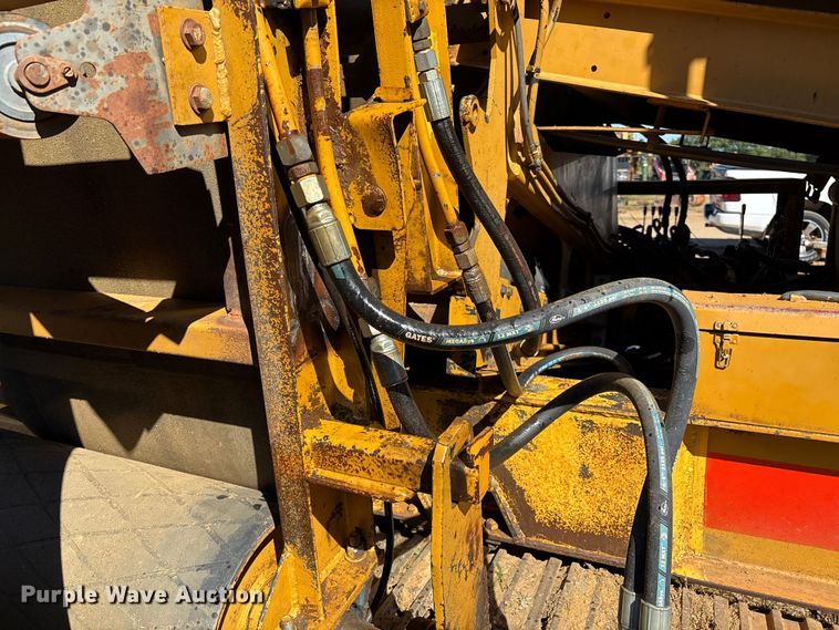 image for item DO1248 Construction Equipment Company Screen-It screening plant