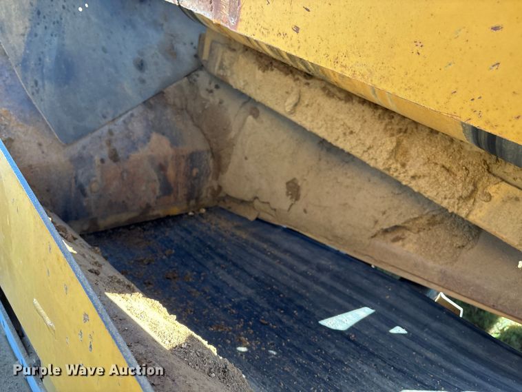 image for item DO1248 Construction Equipment Company Screen-It screening plant