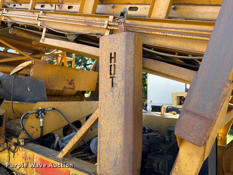 image for item DO1248 Construction Equipment Company Screen-It screening plant