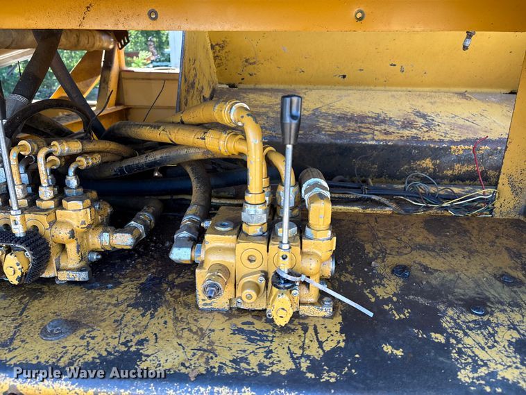 image for item DO1248 Construction Equipment Company Screen-It screening plant