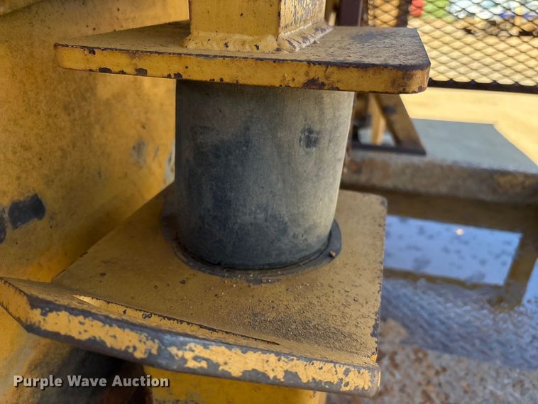 image for item DO1248 Construction Equipment Company Screen-It screening plant