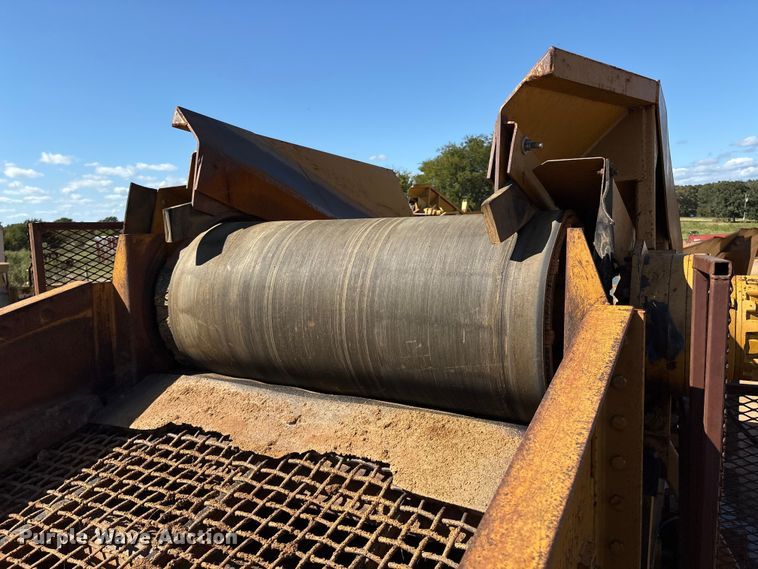 image for item DO1248 Construction Equipment Company Screen-It screening plant