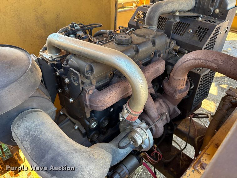 image for item DO1248 Construction Equipment Company Screen-It screening plant