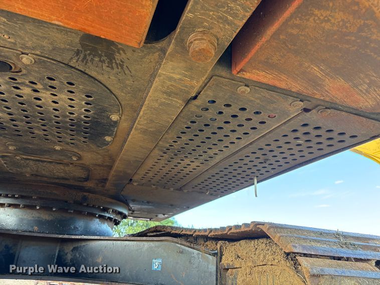 image for item DO1250 2019 Hitachi Zaxis 210LC-6N excavator