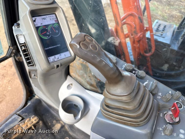 image for item DO1250 2019 Hitachi Zaxis 210LC-6N excavator