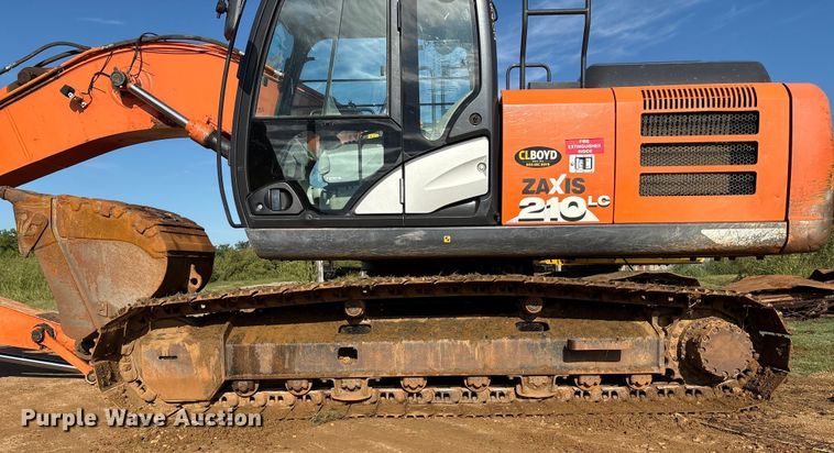 image for item DO1250 2019 Hitachi Zaxis 210LC-6N excavator