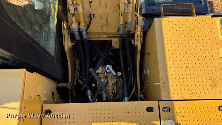 image for item DO1251 2014 Caterpillar 320EL excavator