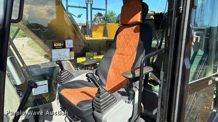 image for item DO1251 2014 Caterpillar 320EL excavator