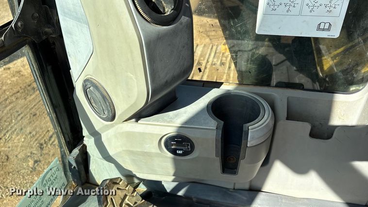 image for item DO1251 2014 Caterpillar 320EL excavator