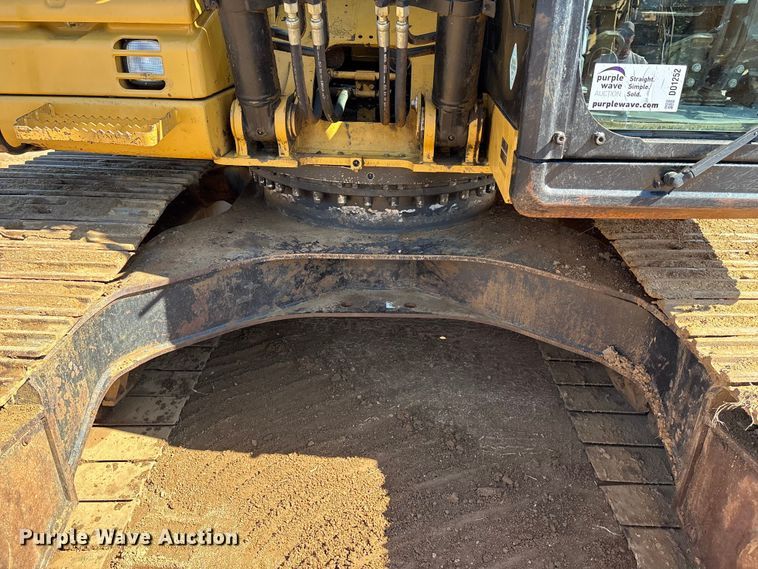 image for item DO1252 2011 Caterpillar 320D L excavator