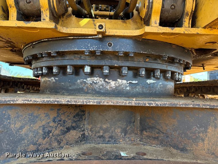 image for item DO1252 2011 Caterpillar 320D L excavator