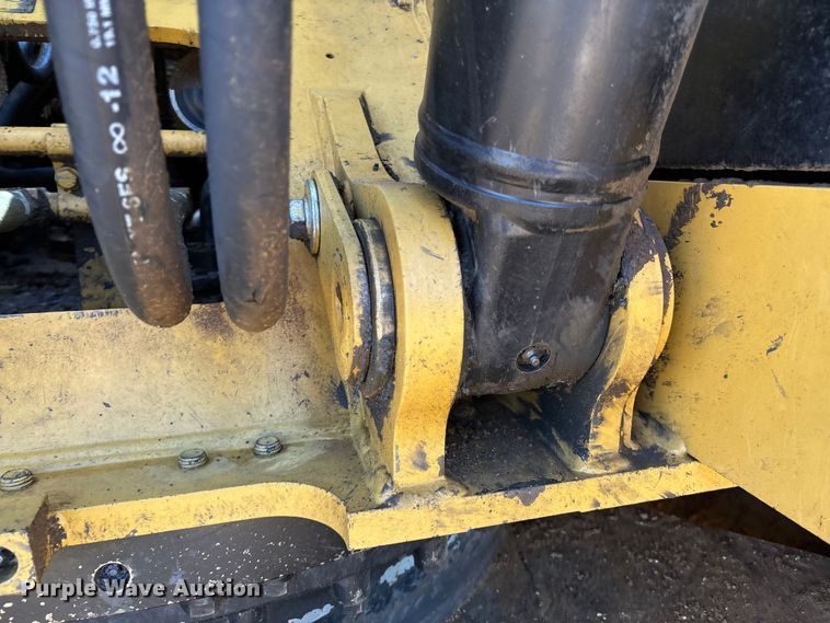 image for item DO1252 2011 Caterpillar 320D L excavator