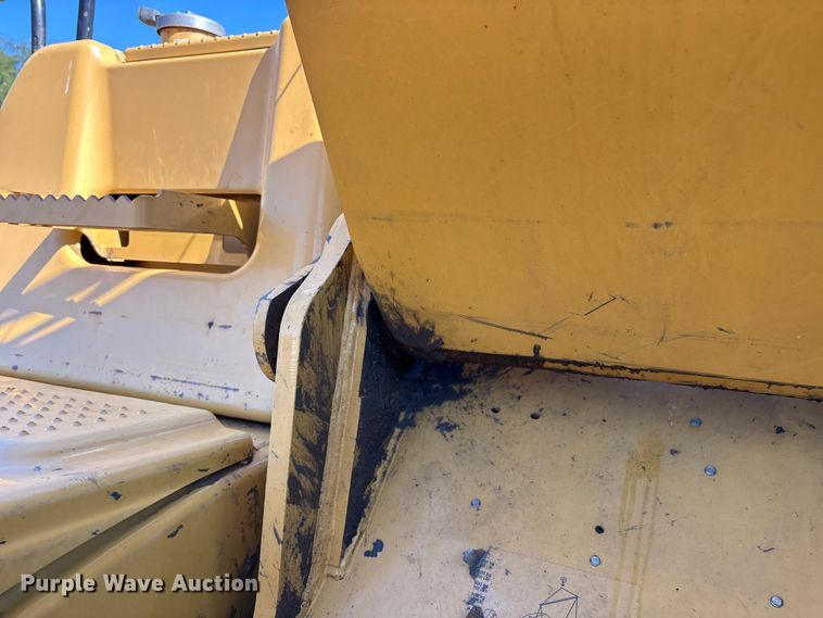 image for item DO1252 2011 Caterpillar 320D L excavator