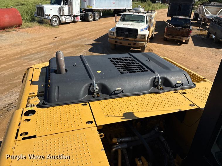 image for item DO1252 2011 Caterpillar 320D L excavator