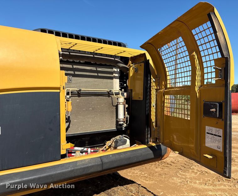 image for item DO1252 2011 Caterpillar 320D L excavator