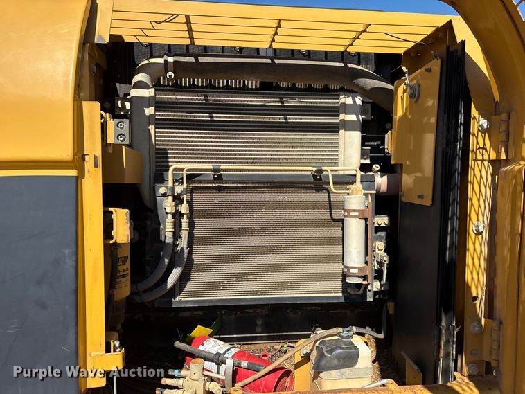 image for item DO1252 2011 Caterpillar 320D L excavator