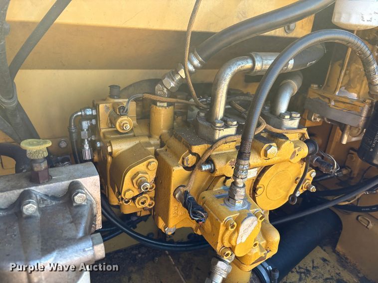 image for item DO1252 2011 Caterpillar 320D L excavator