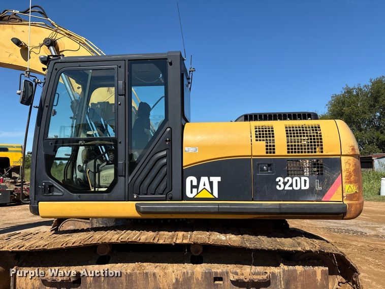 image for item DO1252 2011 Caterpillar 320D L excavator