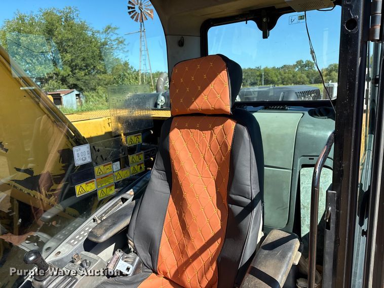 image for item DO1252 2011 Caterpillar 320D L excavator