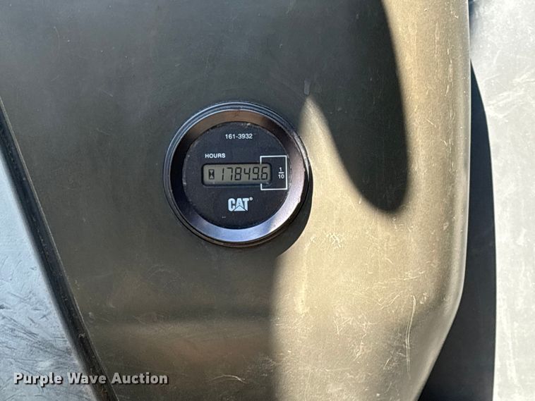 image for item DO1252 2011 Caterpillar 320D L excavator