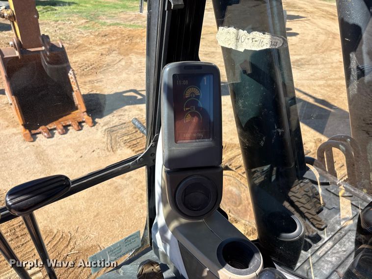 image for item DO1252 2011 Caterpillar 320D L excavator