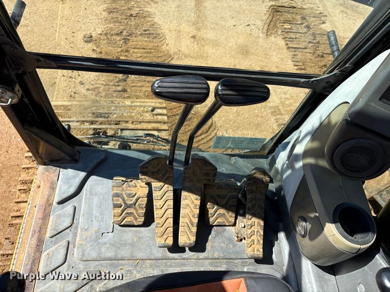 image for item DO1252 2011 Caterpillar 320D L excavator