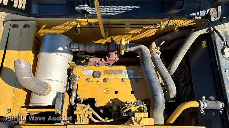 image for item DO1252 2011 Caterpillar 320D L excavator