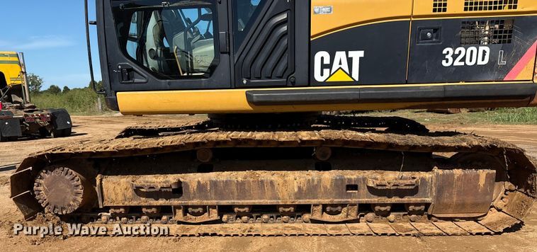 image for item DO1252 2011 Caterpillar 320D L excavator