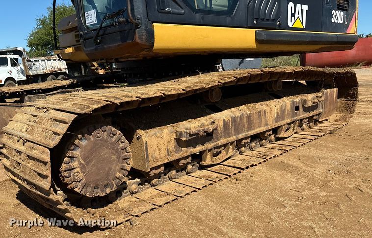 image for item DO1252 2011 Caterpillar 320D L excavator